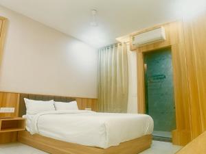 Accuotel Inn The Lavish Villa