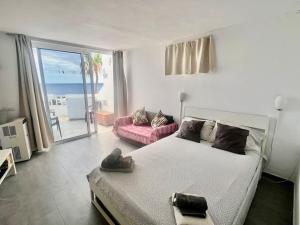 Studio Sol - Cozy Studio Apartment, Communal Pool