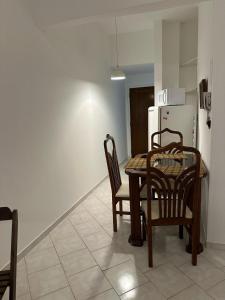 Studio 1 minuto da praia Vista mar lateral