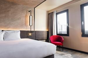 Hotels Novotel Paris Suresnes Longchamp : photos des chambres