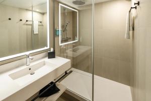 Hotels Novotel Paris Suresnes Longchamp : photos des chambres