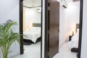 Tranquil 2BHK Oasis in the Heart of Gurugram