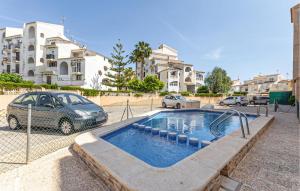 Stunning Apartment In Torrevieja