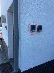 Zimmer 1 inkl eigenem Bad und Parkplatz