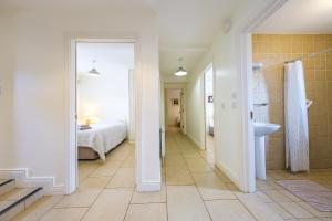 33A Steepleview