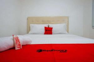 RedDoorz near Mall Ratu Indah 3