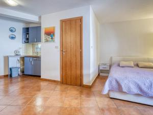 Apartment Lovrano-1 by Interhome