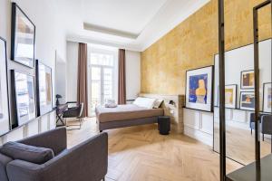 Chic Lifestyle Apartment