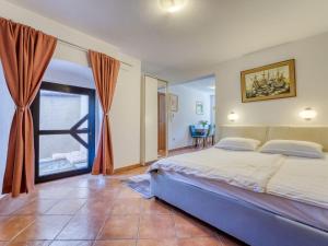 Apartment Lovrano-2 by Interhome