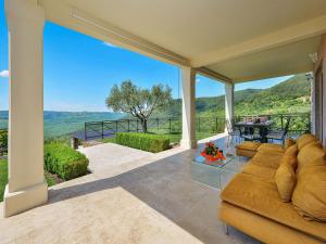 Villa Villa Over the Hilltop by Interhome