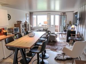 Apartment Casa Tavaun A22 by Interhome