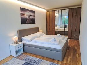 Apartment Seezugang & Ski Ossiacher See by Interhome