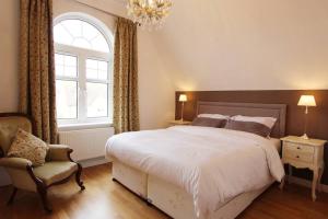 Immaculate 4BD Family Home in Lee on the Solent