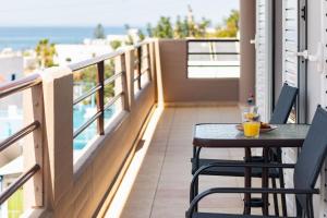 Anemelo luxury apartment with sea view!