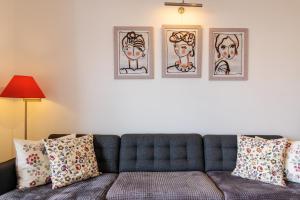 Jamess Quinta das Palmeiras, spacious 2 bedroom apartment in luxury complex, walking distance to town and beach