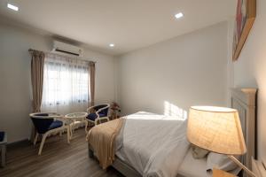 LakeLyn Pool Villa 5BR , Free daily housekeeping