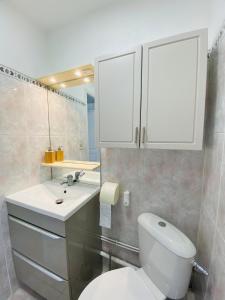 Appartements Appartement 50 m de la plage vue mer : photos des chambres