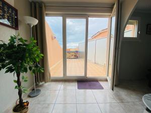 Appartements Appartement 50 m de la plage vue mer : photos des chambres