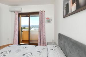 Perla Apartment con vista mare img24