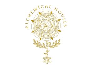 House of Chariot - In the Heart of Bologna