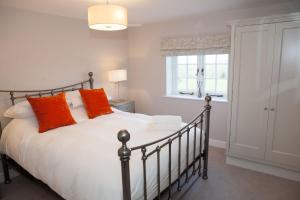 Roundton Farmhouse
