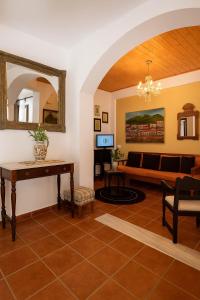 Cretan Magnolia Gem - Smari Cozy Getaway