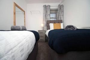 City Centre - Parking - Smart TVs inRooms