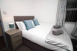 City Centre - Parking - Smart TVs inRooms