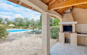 Maisons de vacances Cozy Home In Gardonne With Wifi : photos des chambres