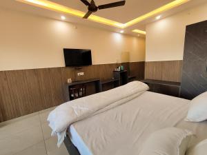 Cottage Club Inn