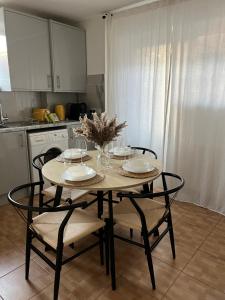 Ealing ,South Ealing, ,Richmond park ,Heathrow airport,Gunnesbury park,London