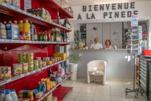 Campings Camping 3 etoiles - Piscine - eebeae : photos des chambres