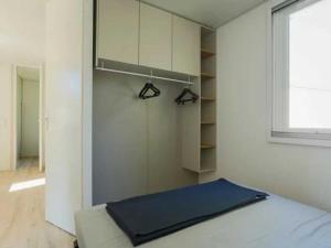 Campings Camping 4 etoiles - Piscine - efceih : photos des chambres