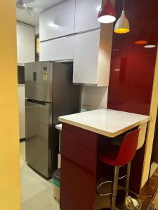 Luxurious Gurugram Apartment for Rent - Entire House with City Garden Views