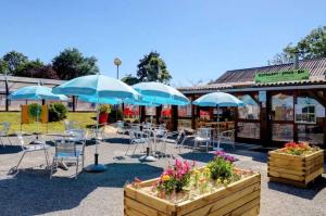 Campings Camping 3 etoiles - Piscine - eeeddg : photos des chambres