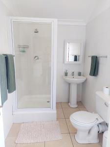 Peaceful Ronalds Road