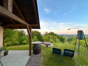 Holiday House Tomajna 