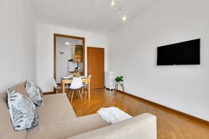 Youhosty - Washington 92