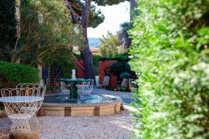 Hotels Hotel La Casa Pairal : photos des chambres
