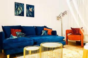 Executive Canary Wharf Suite with High-Speed WiFi & Views