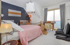 5 Bedroom Stunning Home In Ploemeur