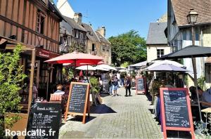 Independent Master suite, 18th century home