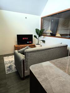 Stylish 1-Bedroom Apartment