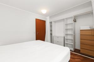 Ocean view home office apartment