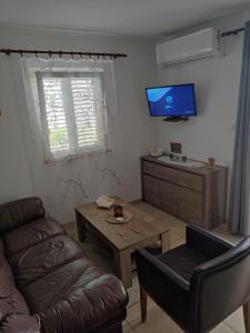 Beach front apartment Wojtek