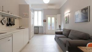 Italianway - Rosmini 13 D