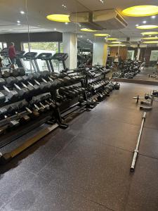 Condo in Mandaluyong with BGC Skyline