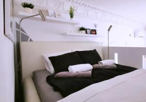 Central, NEW cosy, quiet apartment