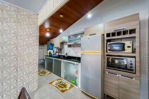 Espaço e lazer a 750 mtrs da Praia de Palmas! 0140