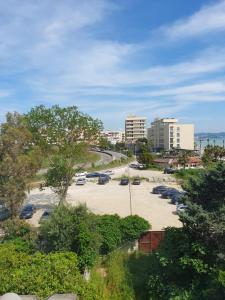 Affordable, Beachfront Apartment